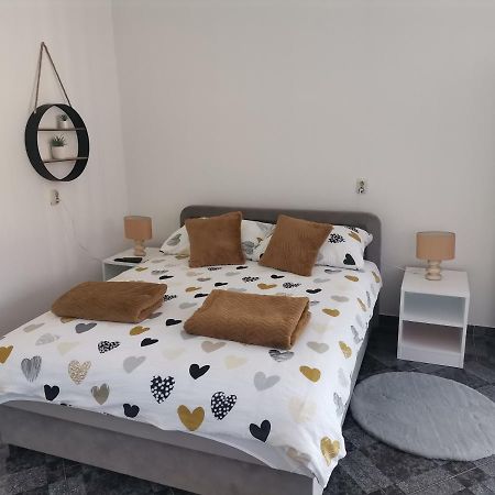 GospićLucija公寓 外观 照片