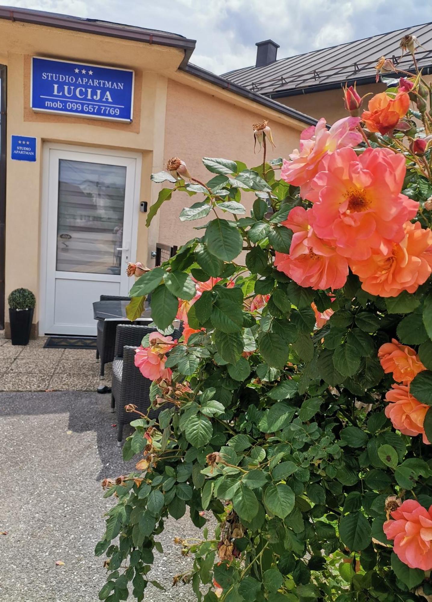 GospićLucija公寓 外观 照片